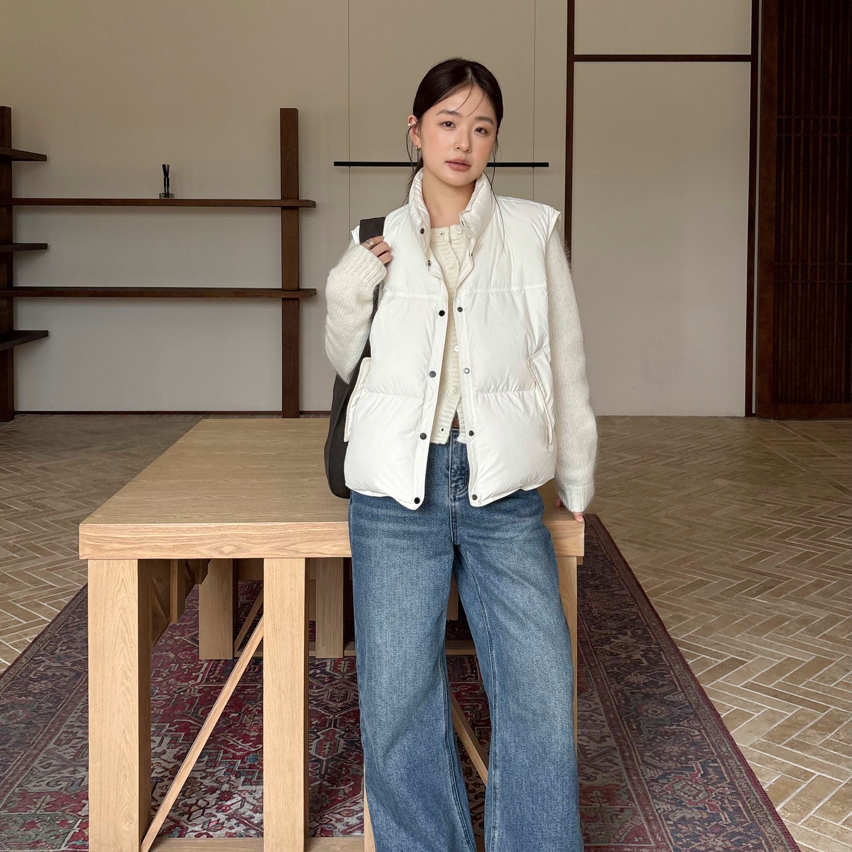 T.G-高蓬松云朵感加厚保暖立领羽绒马甲（含90白鸭绒）25797