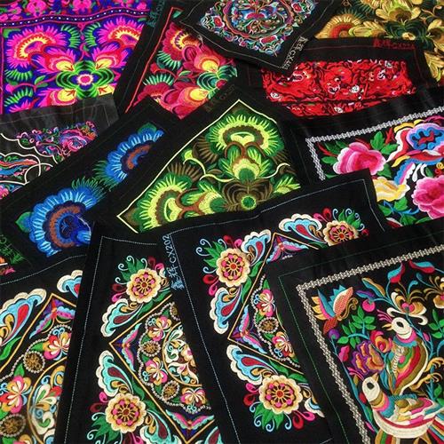 刺绣黑底少数民族服装服饰辅料苗绣机绣绣片民族风包包绣片