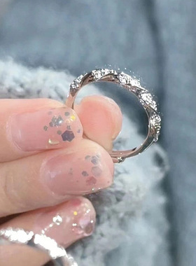 2025小清新开口可调节女麻花缠绕款食指戒素圈轻奢小众气质简约