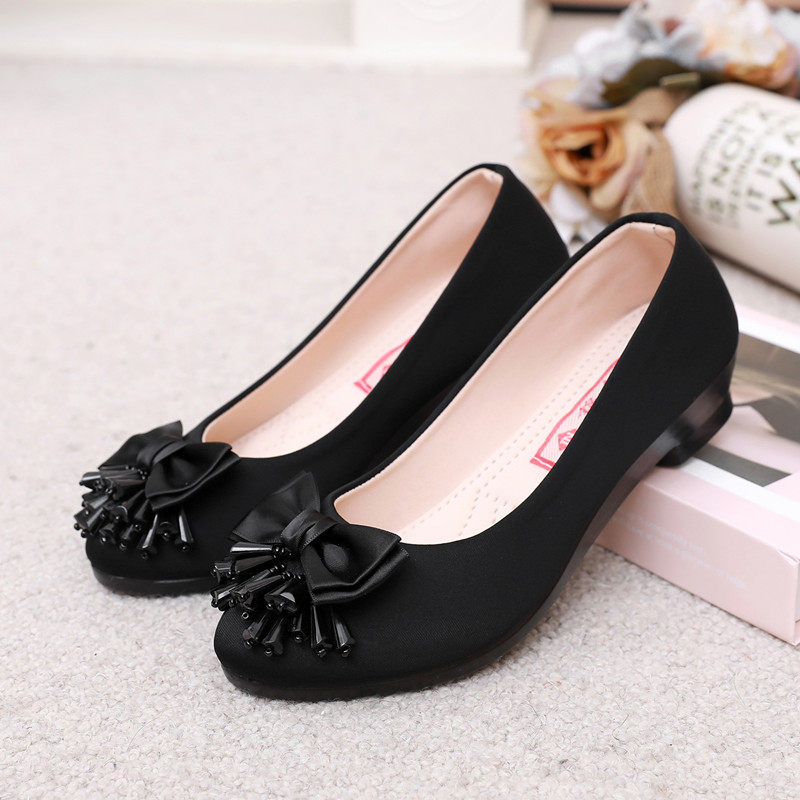 新款老北京布鞋女鞋低跟工作鞋黑酒店上班鞋坡跟水钻蝴蝶结妈妈鞋,女鞋,传统布鞋,淘宝优惠券,粉丝福利购,淘宝优惠卷