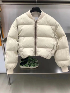 2023新冬棒球领短小众设计高级感面包白鹅绒短裤款羽绒服服女羽绒