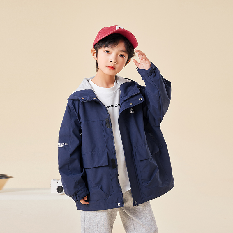冲锋衣童装防风男童中大童