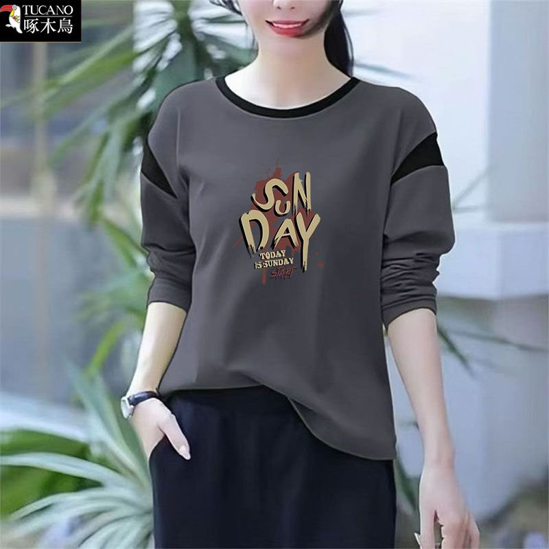 啄木鸟女士减龄春秋大码显瘦圆领印花上衣2026年新款纯棉长袖T恤