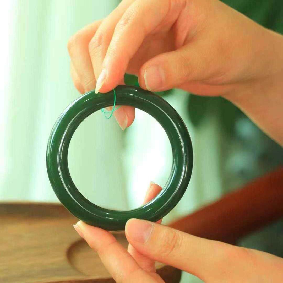 54MM和田玉碧玉手镯圆条福镯阳绿鸭蛋青果绿波菜绿正品女老坑证书