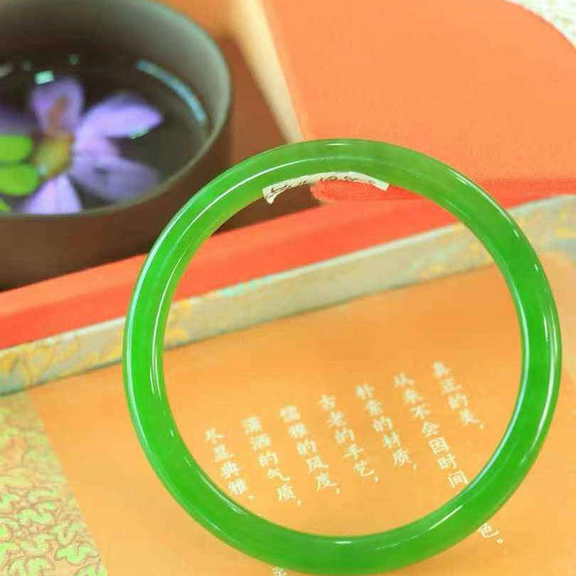 天然和田玉碧玉苹果绿手镯61圈口美人条玉石镯子玉镯女款礼物