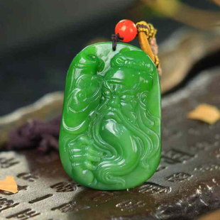 天然新疆和田玉碧玉关公吊坠忠义关二爷武财神平安牌项链挂件男款
