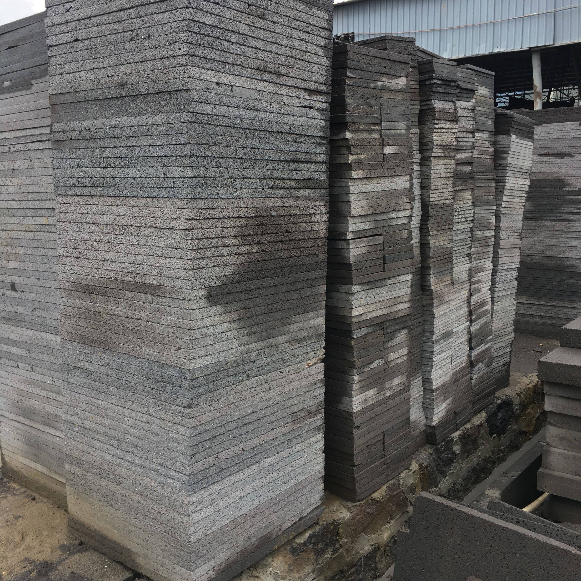 腾冲火山石板火山岩地砖别墅酒店地砖贴面砖室内外广场火山石地砖