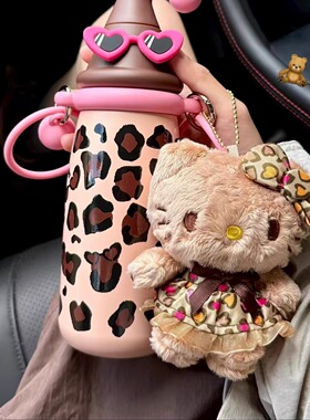 日本黑皮hellokitty女生包包挂饰