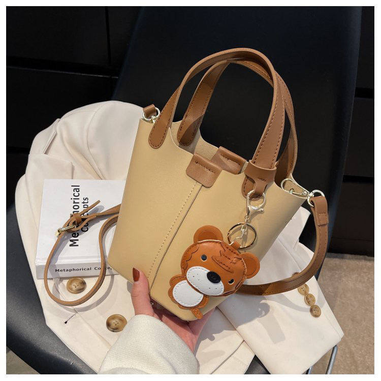 高级感小众包包女2024新款流行水桶包质感菜篮子斜挎包洋气手提包,箱包皮具/热销女包/男包,水桶包,淘宝优惠券,粉丝福利购,淘宝优惠卷