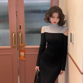 法式 酒午经典 返场秋冬款 复古半高领露肩针织连衣裙收腰打底包臀裙