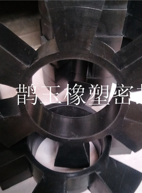 厂家直销黑色橡胶六角弹性圈联轴器缓冲垫T型梅花六角水泵对轮垫