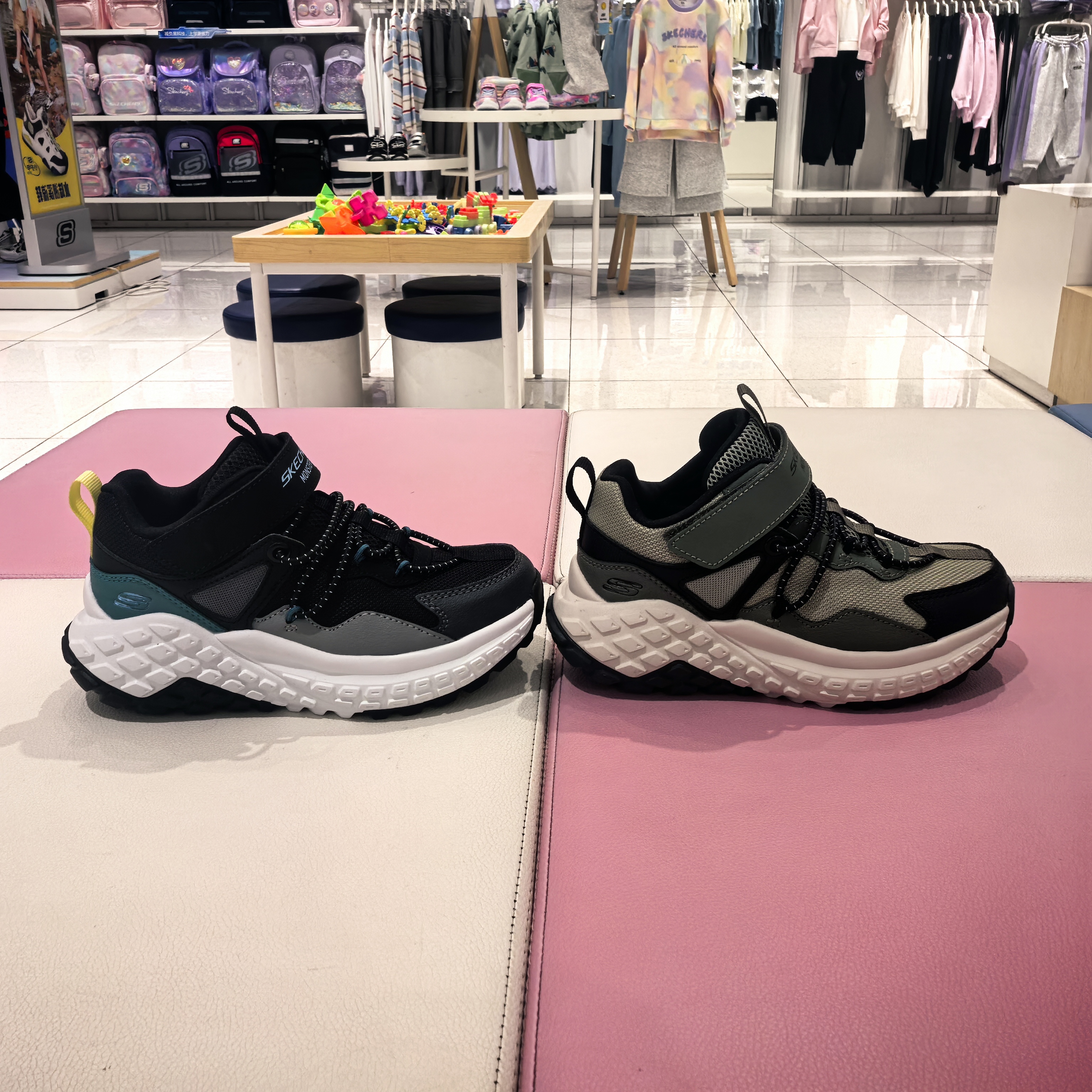 斯凯奇儿童2025新款男童中大童户外系列中帮休闲鞋运动鞋405335L