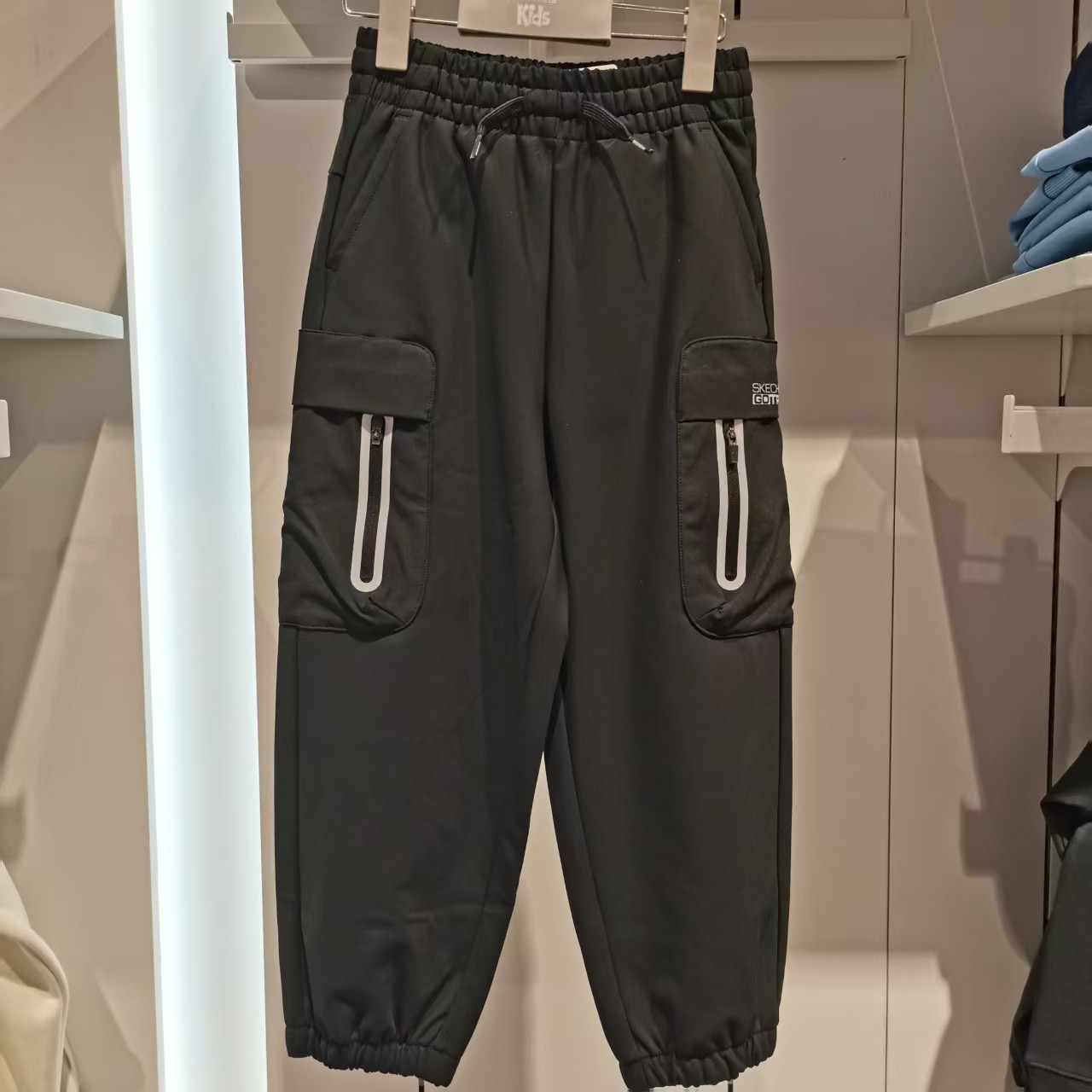 斯凯奇儿童2026春季新款男童时尚百搭运动休闲长裤P126B008,童装/婴儿装/亲子装,儿童运动裤,淘宝优惠券,粉丝福利购,淘宝优惠卷