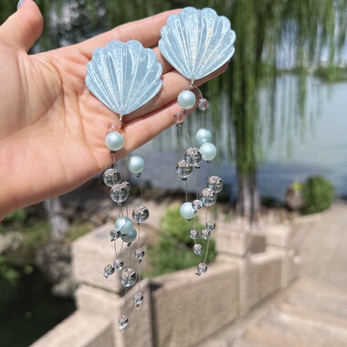 蓝色贝壳流苏耳环女小众设计感气质耳钉2025年新款爆款耳饰耳夹