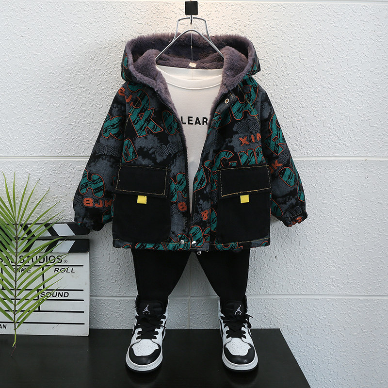 소년 벨벳 데님 재킷 2024 새로운 유행  가을 겨울 의류 잘 생긴 소년과 어린이 두꺼운 면 재킷 유행