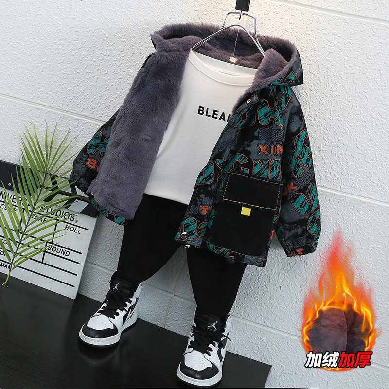 소년 벨벳 데님 재킷 2024 새로운 유행  가을 겨울 의류 잘 생긴 소년과 어린이 두꺼운 면 재킷 유행