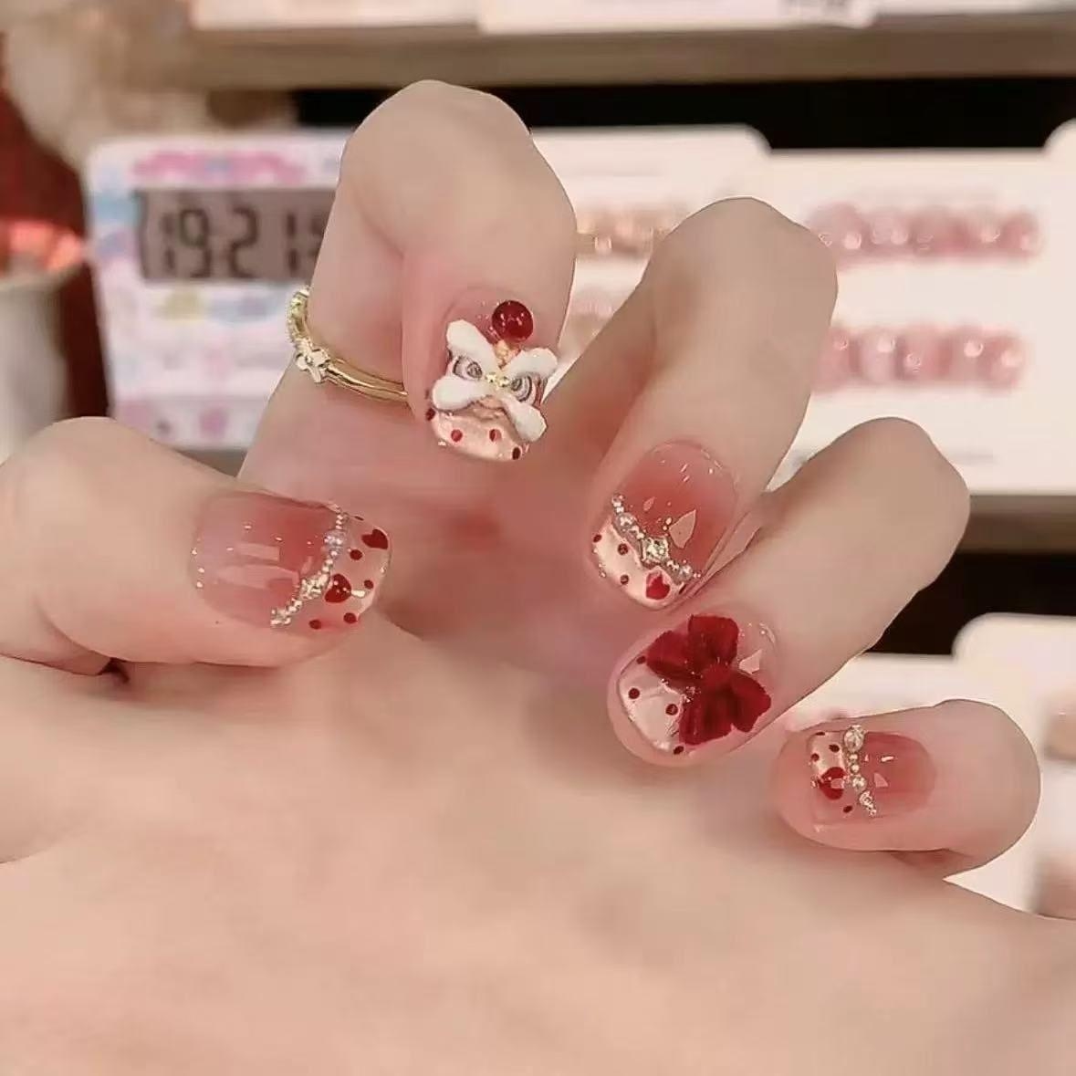 2026马年新款儿童美甲手工穿戴甲女童小学生6-12岁短款假指甲贴片