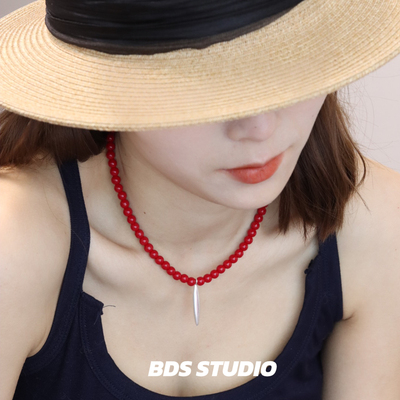 BDS STUDIOM张绮贤同款红色串珠吊坠项链女个性高级感毛衣卫衣链