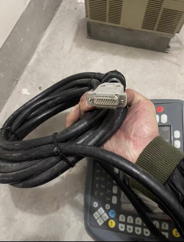 询价卡诺普机器人示教器型号CRP-TPHT80K-B二手正常拆机议价！！