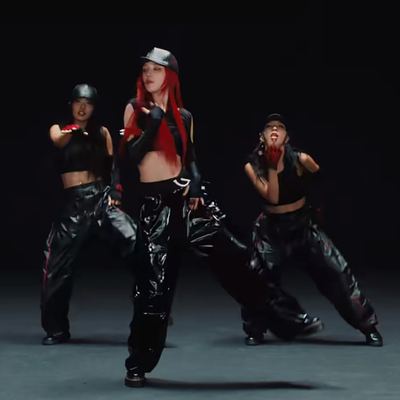 2024年夏季亮黑舞台服女团打歌服