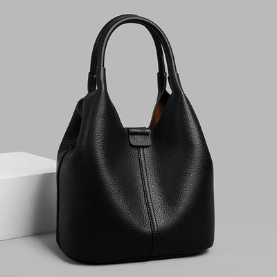 斜挎单肩水桶包真皮手提包