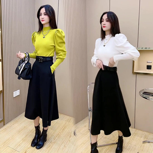 网红爆款时尚套装女2022年冬季设计感泡泡袖高领针织衫+半身伞裙