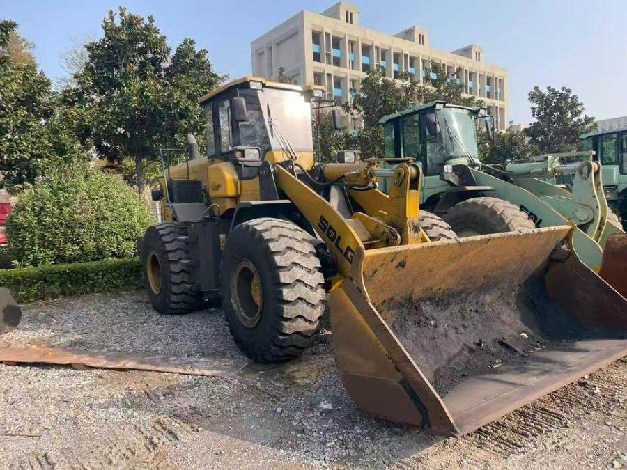 2月9日郑州山东临工牌装载机一台（型号L955HE）网络拍卖公告