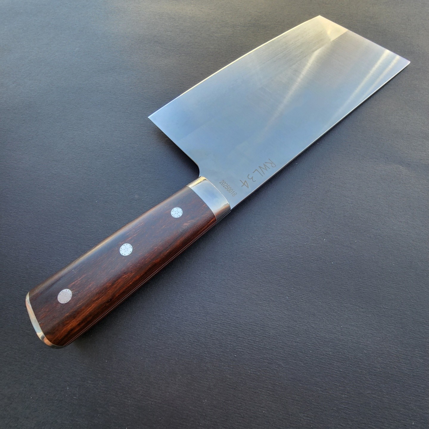 飞云作瑞粉菜刀粉末钢RWL34切刀