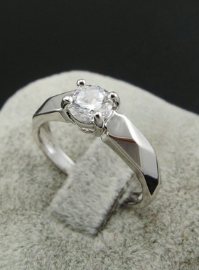 四爪50分几何设计仿真钻戒指女