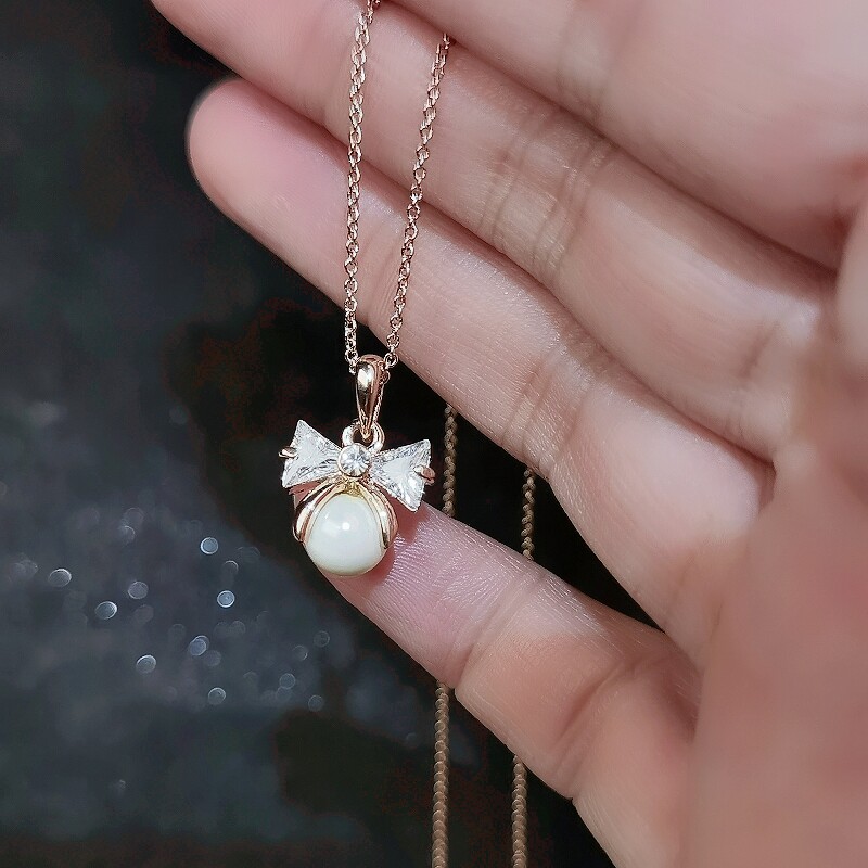 简约精致个性锆石蝴蝶结吊坠项链