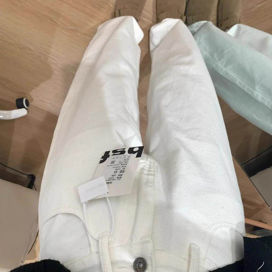150小矮个子白色窄版阔腿牛仔裤女145cm高腰复古显瘦垂感直筒裤xs