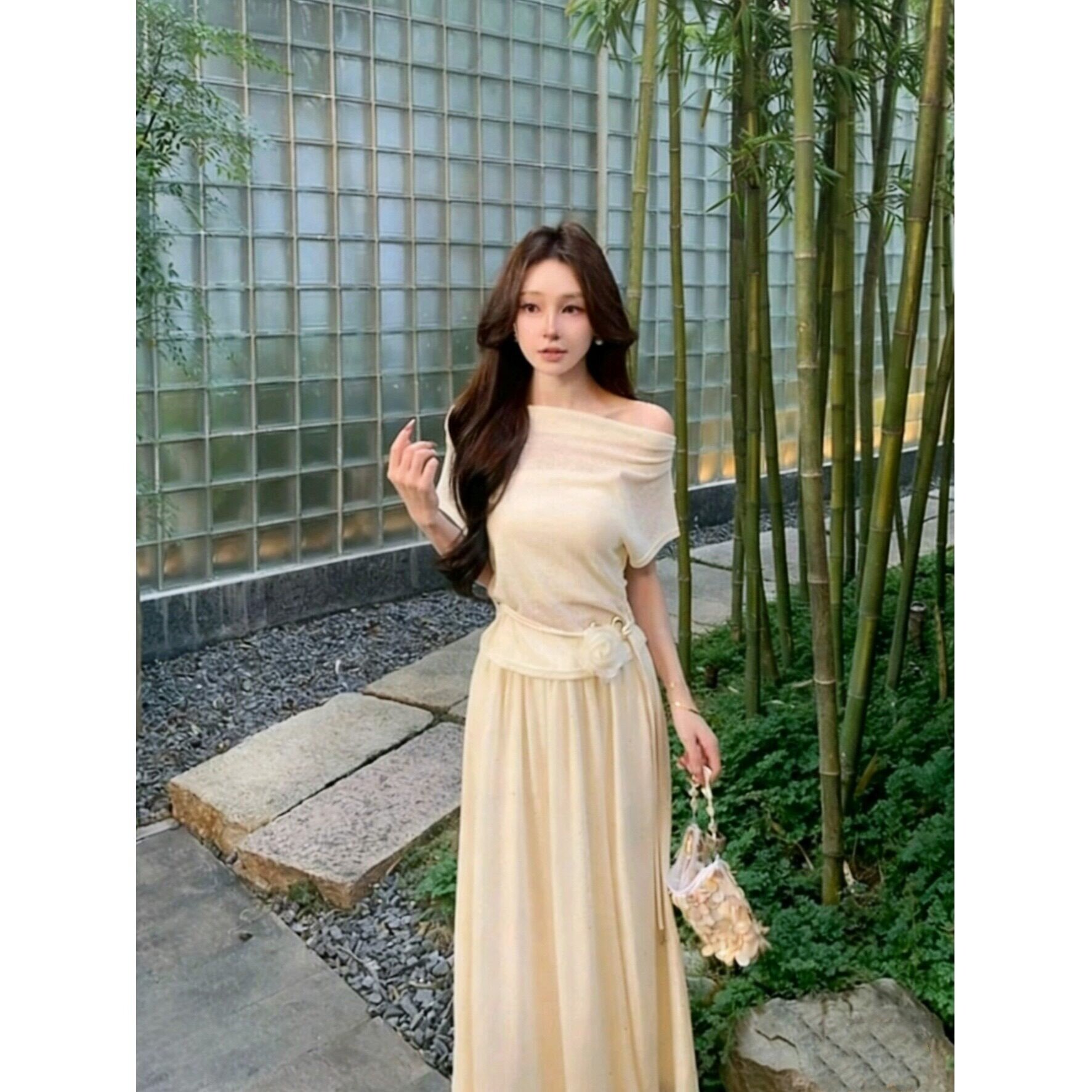 矮小个子145慵懒风穿搭设计感花朵一字领短袖上衣显高高腰休闲裤