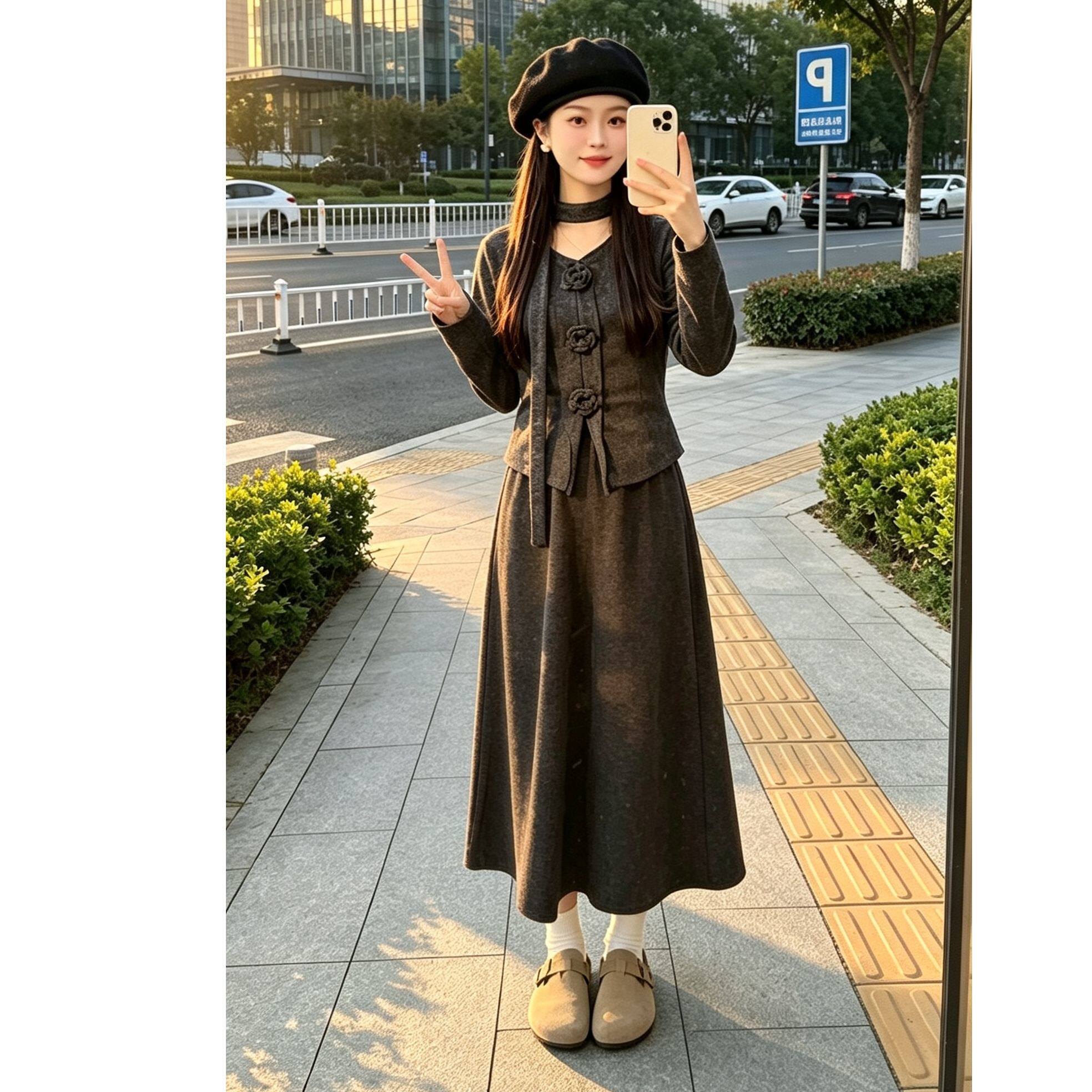 矮小个子韩版穿搭两件套设计感花朵长袖上衣150cm高腰垂感中长裙
