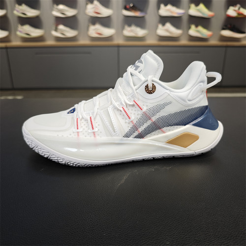 李宁男子回弹低帮篮球鞋