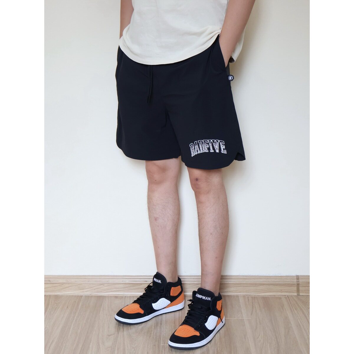 李宁正品男子反伍篮球时尚舒适凉感速干轻薄透气运动短裤AKST511