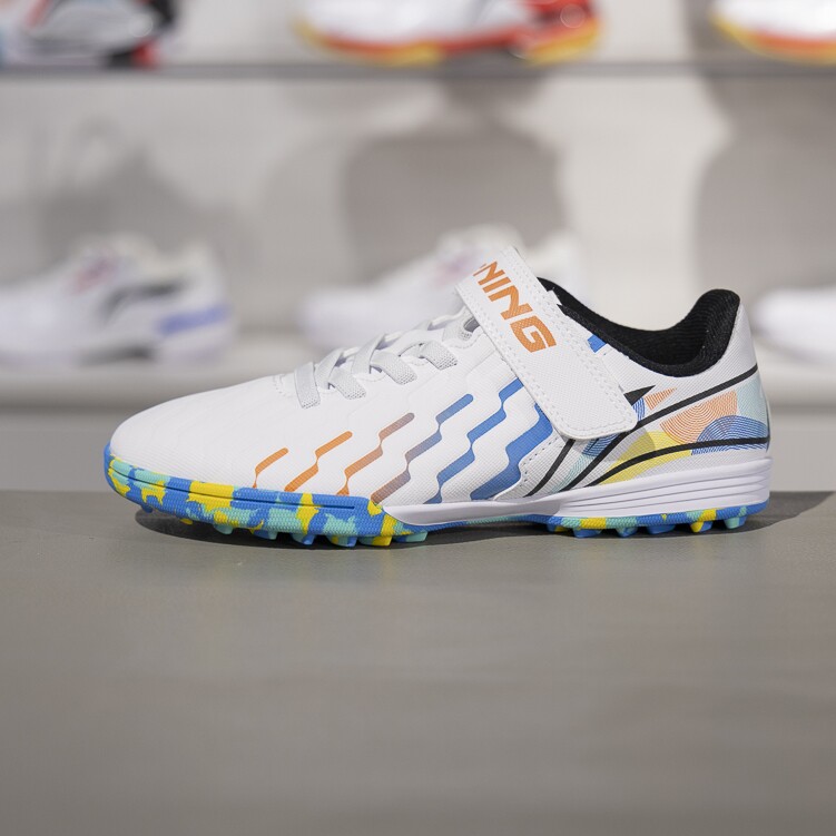 李宁男大童足球鞋2024秋新款锦 1.5 TEAM YOUNG TF运动鞋YKGU018