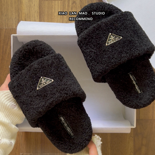 网红超火毛绒厚底羊羔毛毛拖鞋女秋冬季外穿高级感2025新款一字拖
