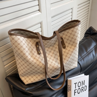 高级感托特包大容量通勤单肩包