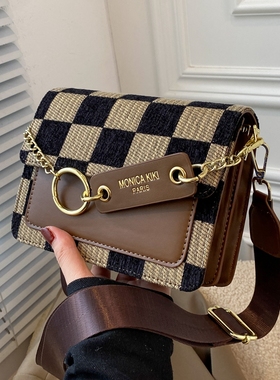 高级感包包女202秋冬新款时尚棋盘格小方包流行爆款宽肩带斜挎包
