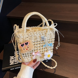 菜篮子编织草编包包女2026新款海边旅游斜挎沙滩包夏天休闲手提包