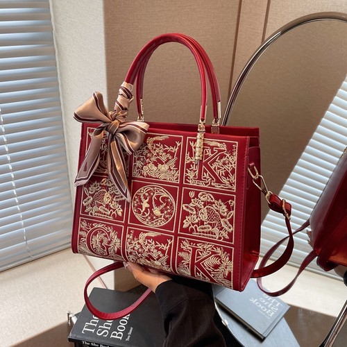 红色结婚新娘包大容量斜挎手提包