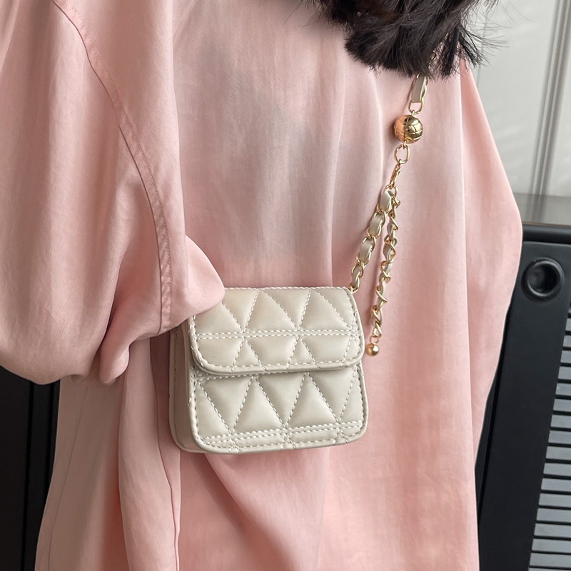 秋冬迷你小包包女2023新款潮时尚菱格链条包网红高级感百搭斜挎包