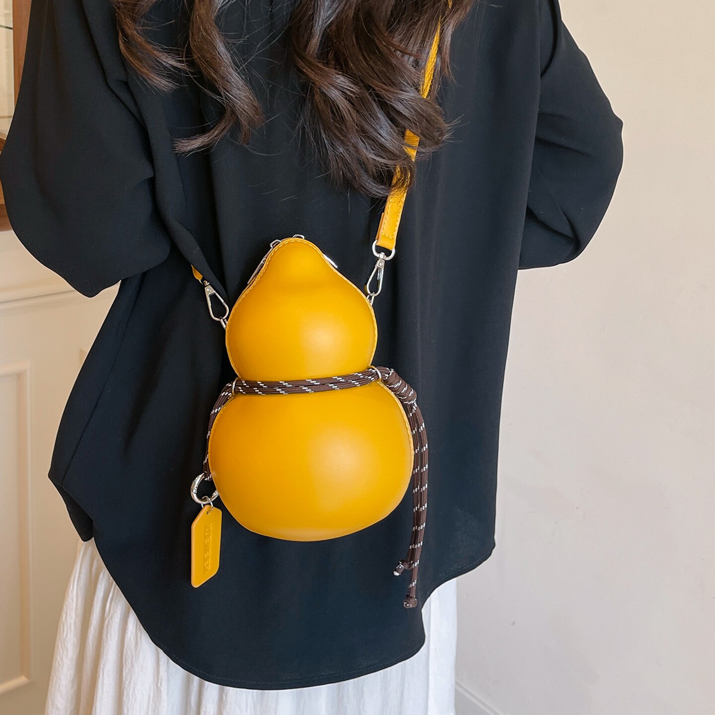 小众设计包包女2025新款个性创意葫芦包洋气百搭斜挎包网红酒壶包,箱包皮具/热销女包/男包,通用款女包,淘宝优惠券,粉丝福利购,淘宝优惠卷