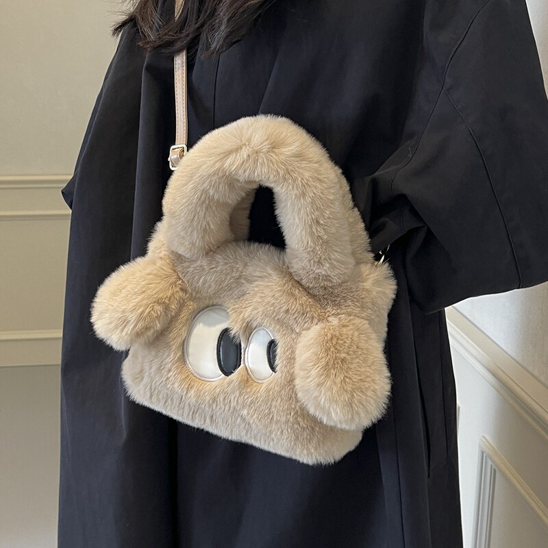 秋冬时尚可爱卡通斜挎手提毛毛包