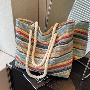 彩虹编织包女夏季 海边度假风沙滩草编包休闲旅游大容量单肩托特包