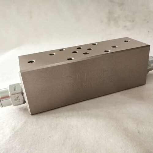 LK37 6通径叠加式平衡阀 CBDLNG6 完全替代MVCS-02W-2-20有现货