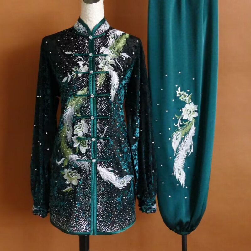颐和迎春新款绒布刺绣花烫钻太极拳比赛服男女团体演出服气功表演