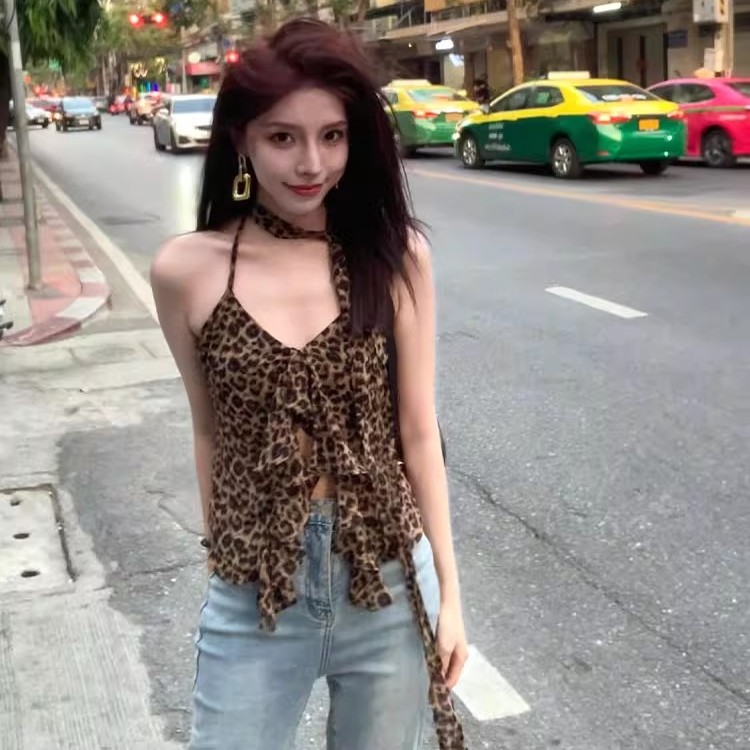 大码豹纹挂脖吊带小背心女夏季外穿美式辣妹微胖内搭性感短款上衣