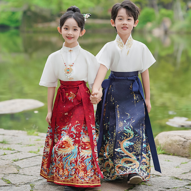 汉服女童2025新款马面裙中国风男童套装儿童古风中秋日常表演出服