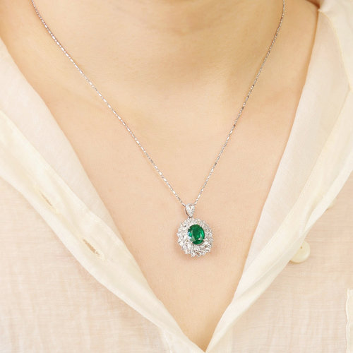 DeChuang18K轻奢祖母绿吊坠简约大气时尚通勤百搭女神节礼物定制